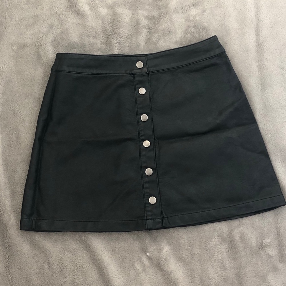Leather skirt